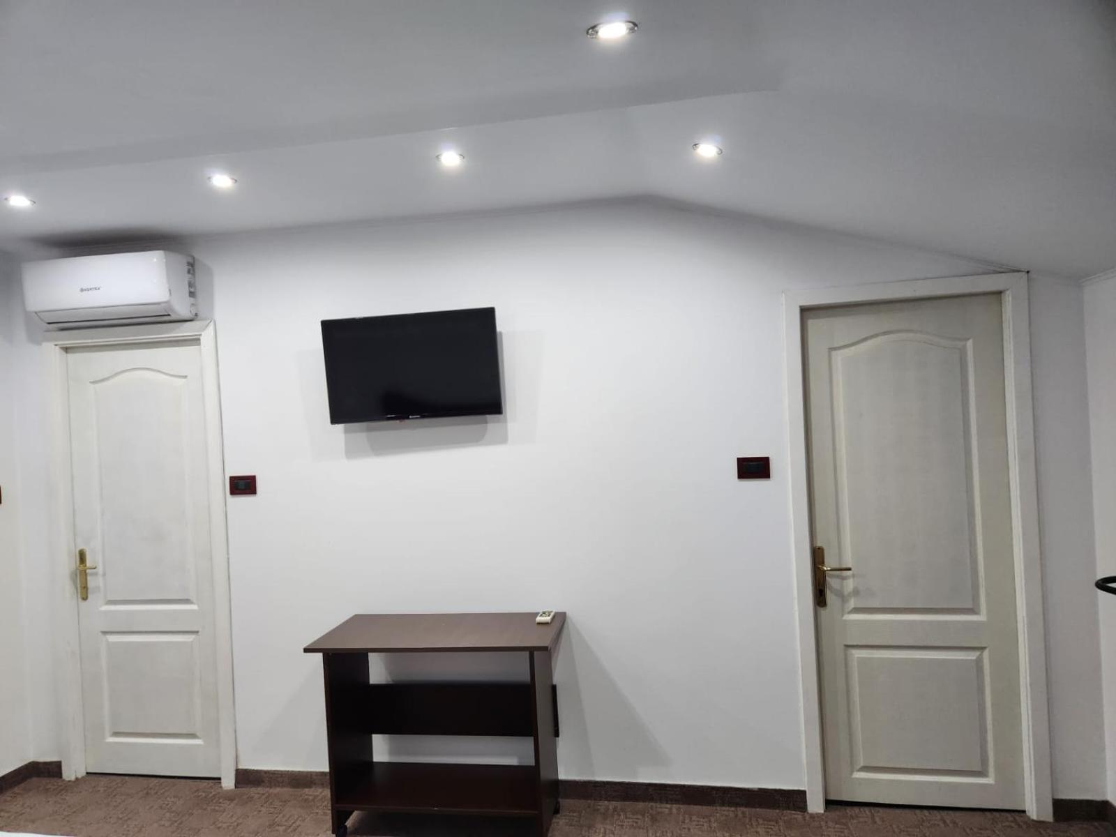 B&B Luxinn Bucureşti